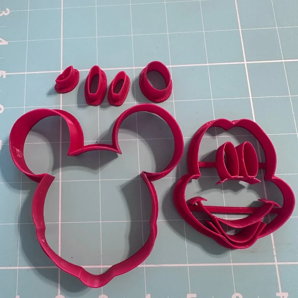 Disney Mickey Mouse Cookie/Fondant Cutter Set 4”